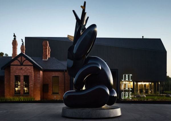 Balck sleek Jackalope Scupture out the front of Jackalope's winery entrance.